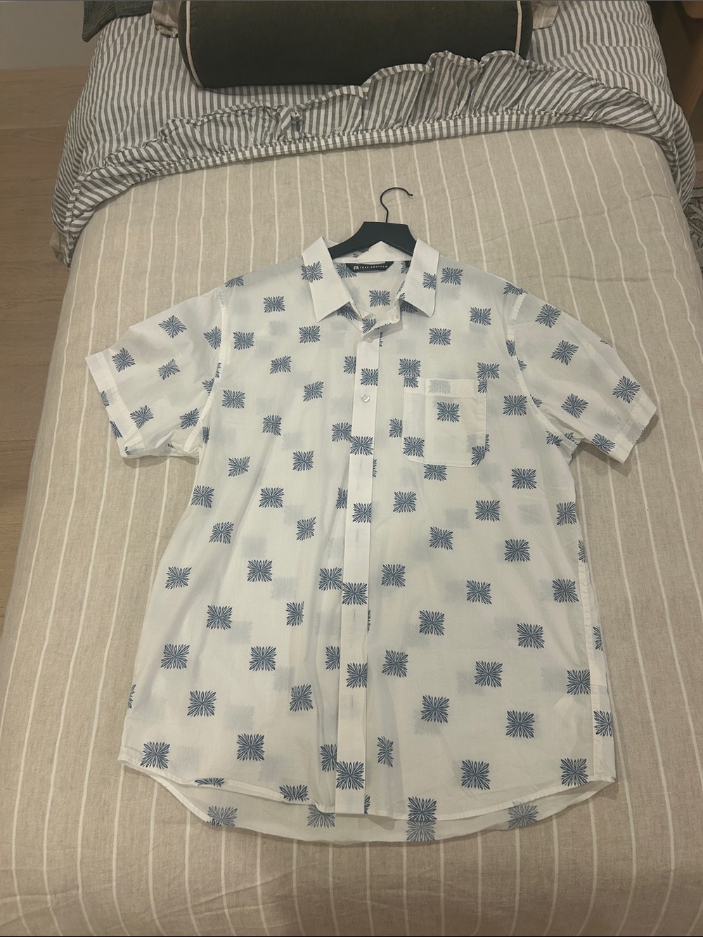 Travis Mathew White Short-Sleeve Button-Down Shirt with Blue Sunburst Print